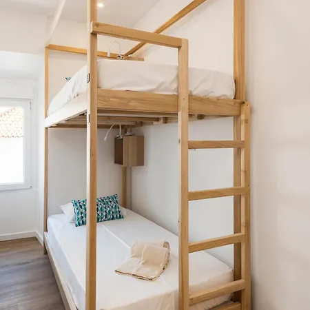 Hostel Madalena E Faro
