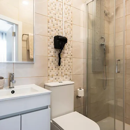 Hostel Madalena E Faro