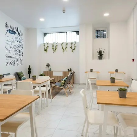 Hostel Madalena E