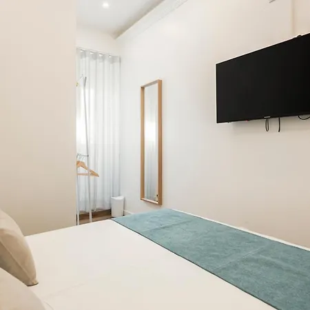 Madalena E ファロ