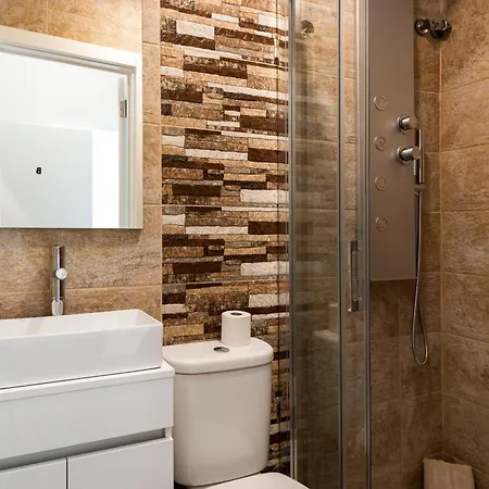 ホステル Madalena E ファロ