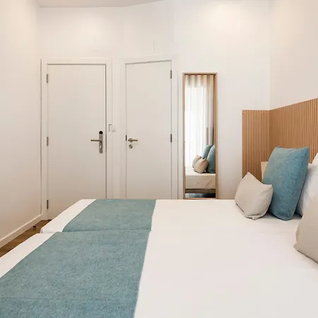 ホステル Madalena E *